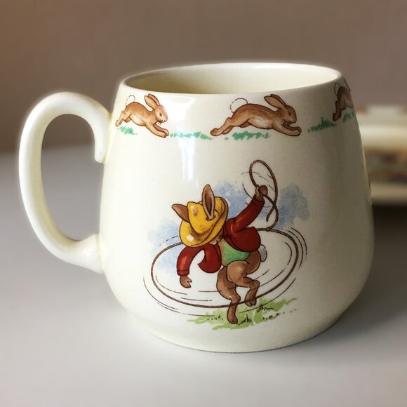 BUNNYKINS Royal Doulton Playful Cowboy Scenes England Peter Rabbit Mug - Picture 3 of 9
